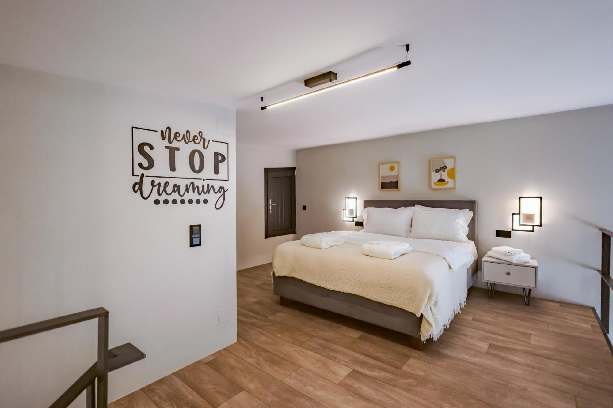 Urban Apartments Chios Town Exteriör bild